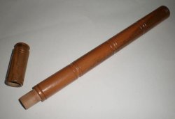 画像1: 草筒“茜草ケース” 木製　Mサイズ