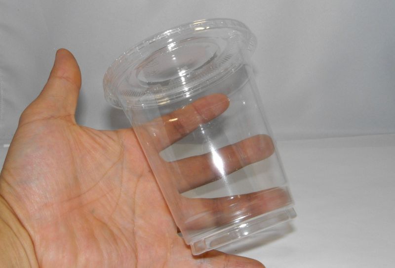 画像: プラスチックジュースカップ１２オンス（フタ付き）10個組